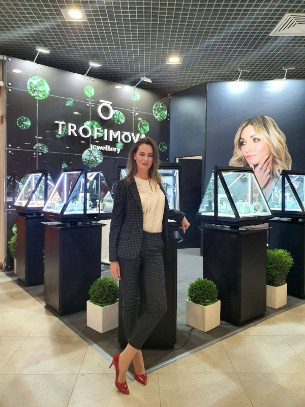 Сегодня рынок переполнен инфопродуктами и услугами.