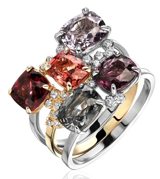 Золотое кольцо со шпинелями и бриллиантами