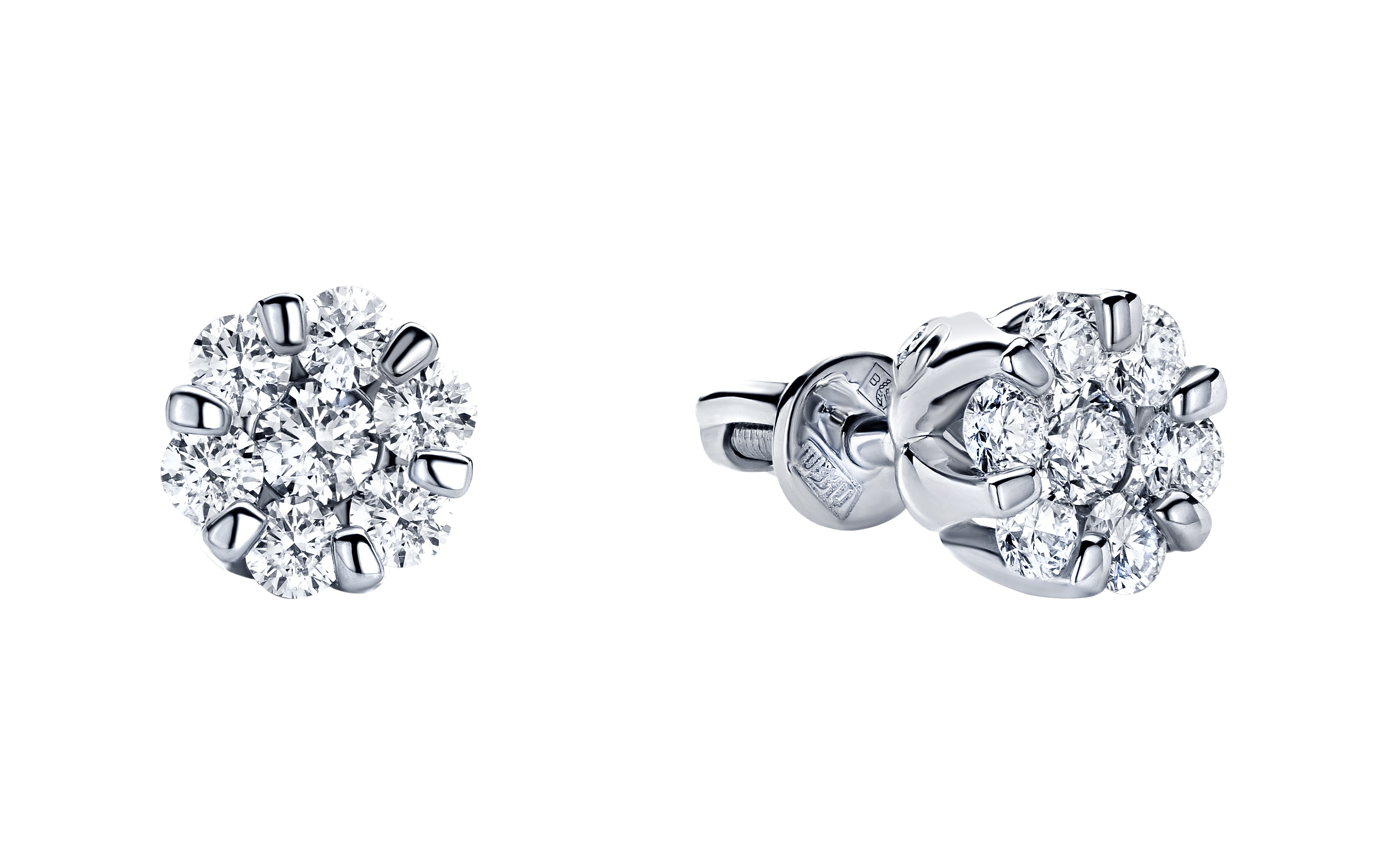 Женские серьги-пусеты с бриллиантами