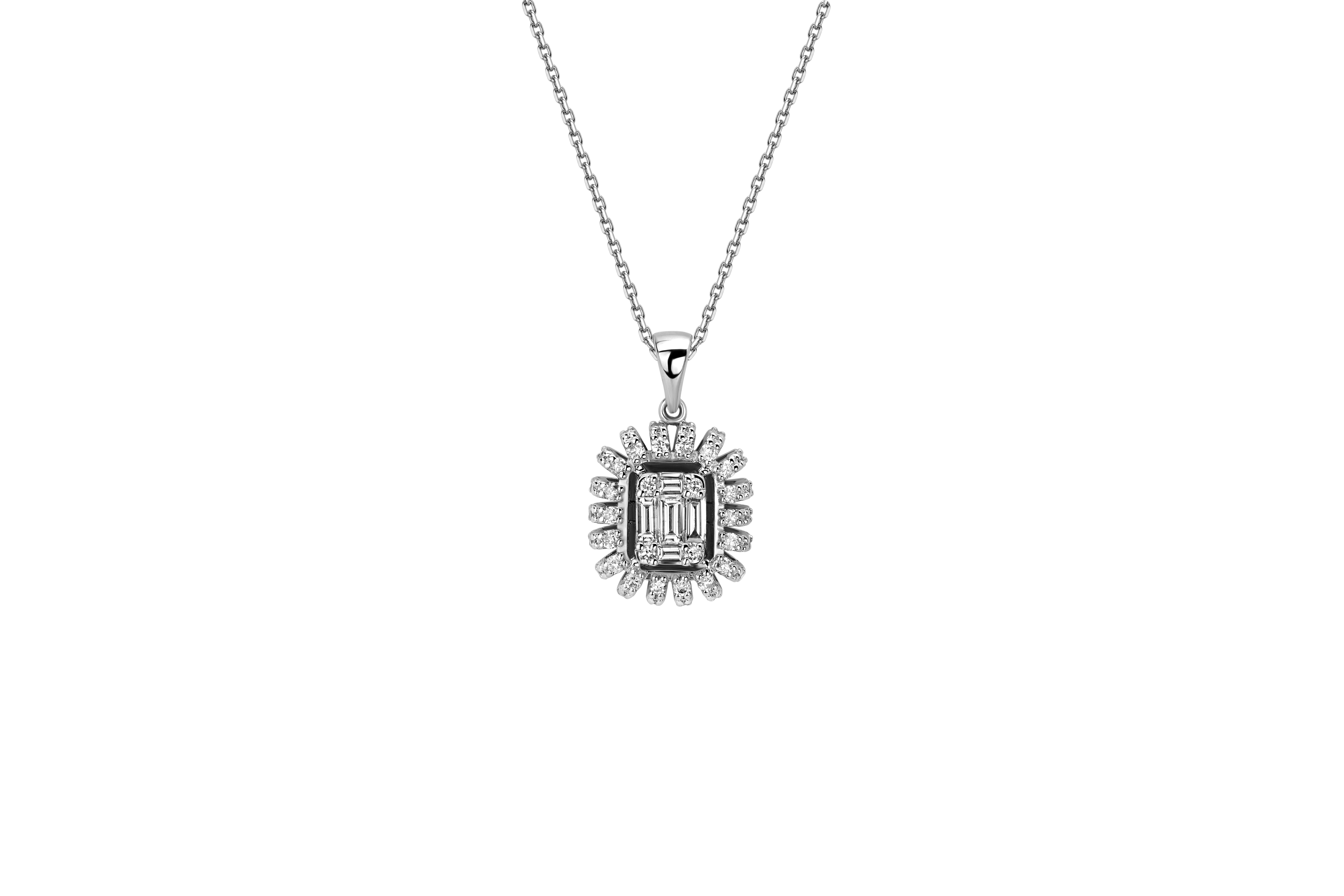 Золотое колье с бриллиантами