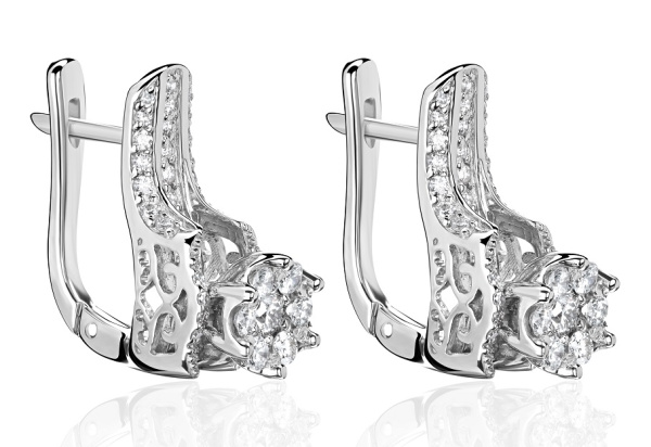 Золотые серьги с бриллиантами