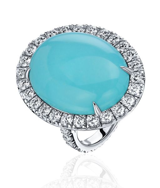 Золотое кольцо с бриллиантом