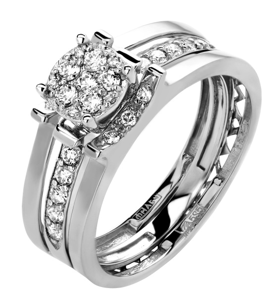 Золотое кольцо из белого золота 585 с натуральным бриллиантом